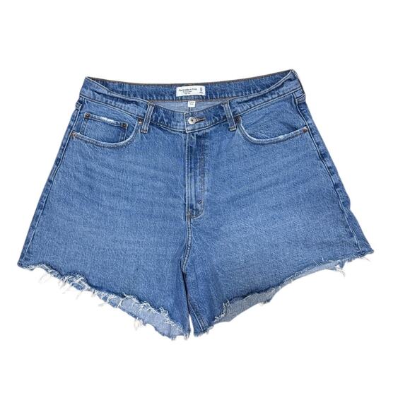 Abercrombie & Fitch - The Dad Short-  Curvy Love Denim Shorts - Size 33 - Picture 1 of 4